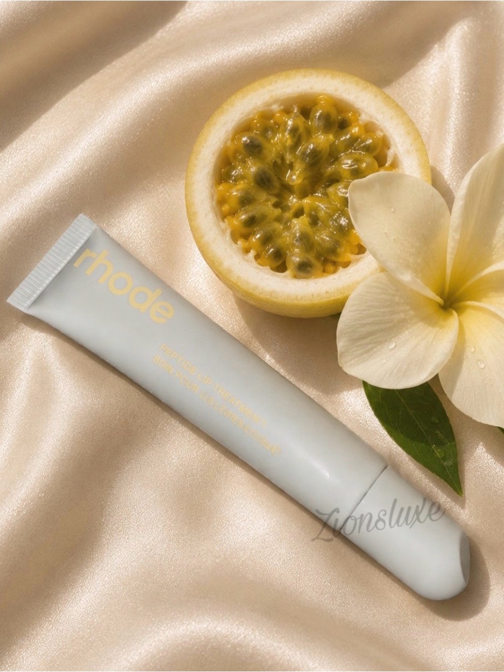 Authentic Rhode Peptide Lip Treatment – Passionfruit Jelly ✨